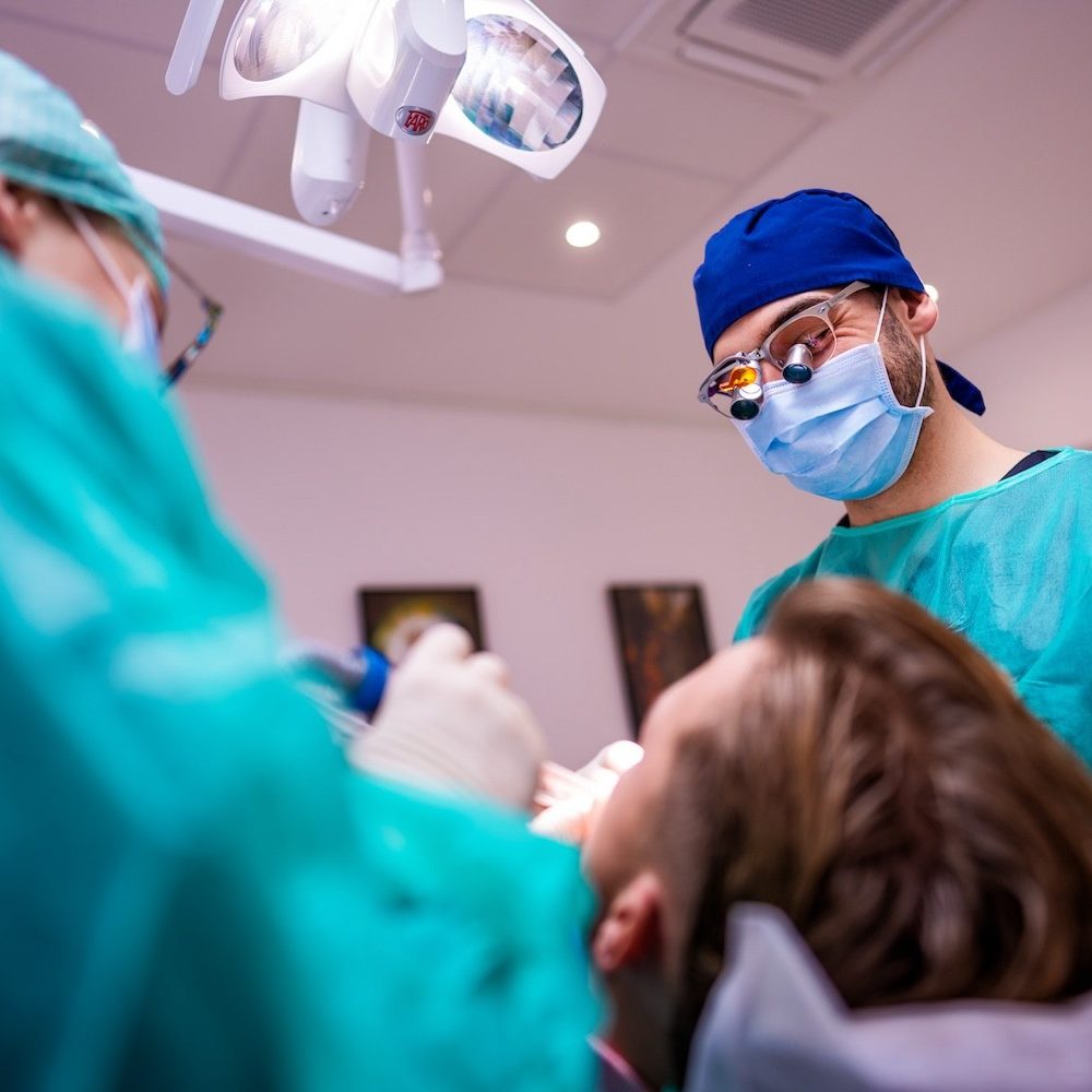 cabinet-dentaire-les-tilleuls-traitements-implantologie